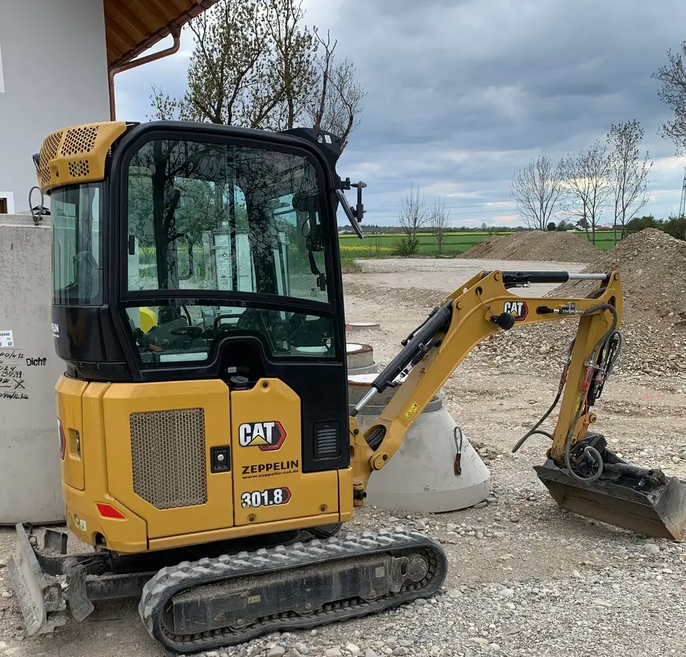 CAT 301.8 Gummikette